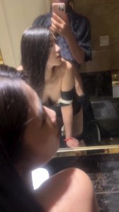 重庆高颜值小姐姐穿黑丝被猛艹